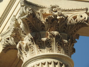 Chapiteau colonne temple géminé